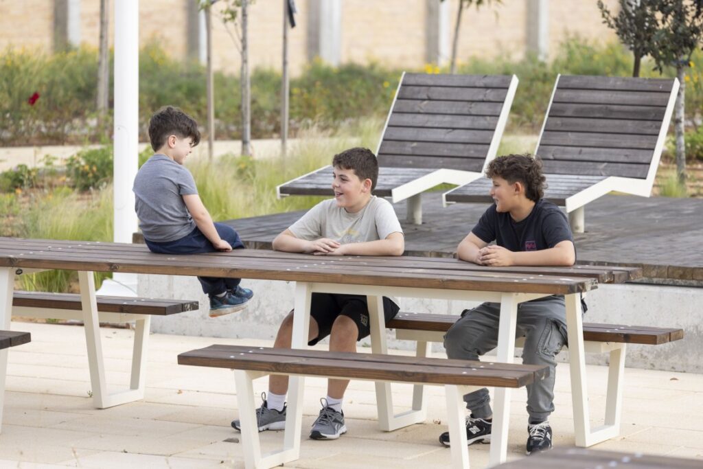 מרחב למפגשים