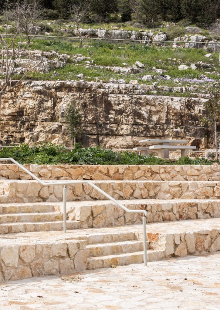 גן הכרם, מג'ד אל כרום